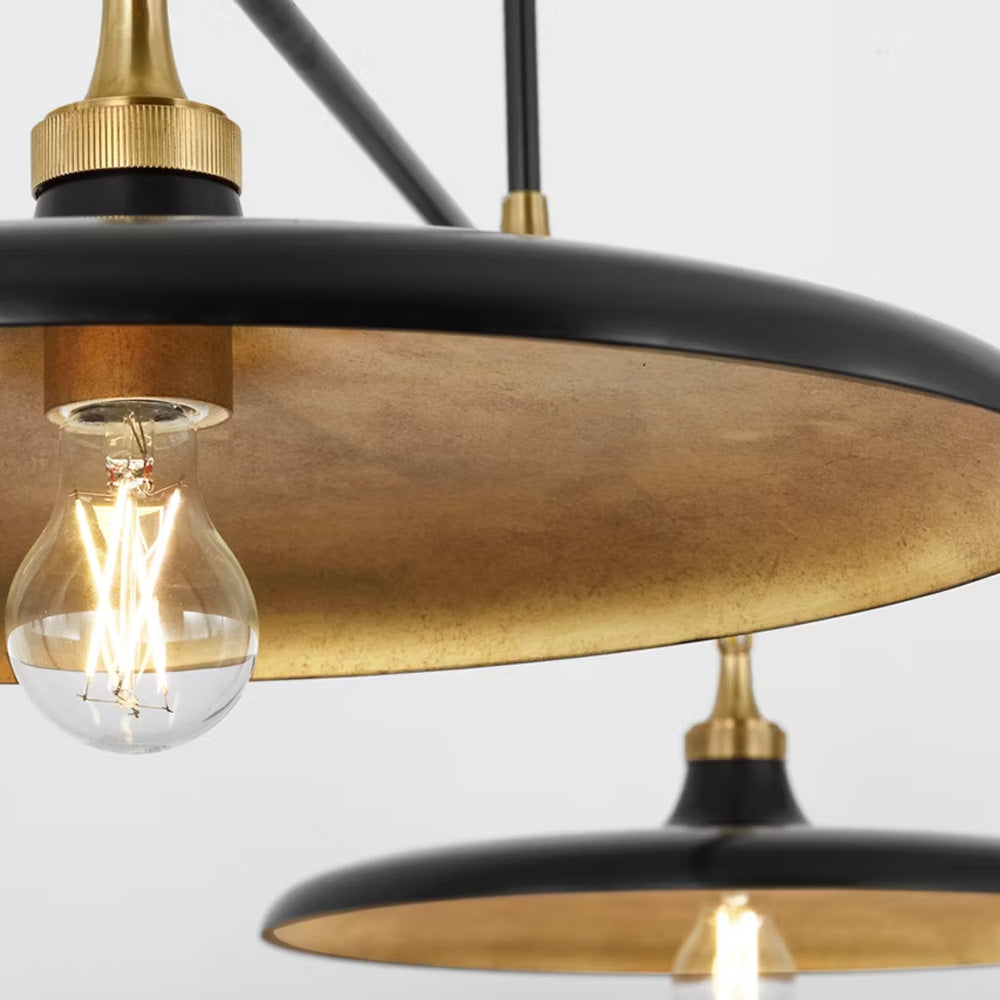 Piatto Linear Pendant Light in Detail.