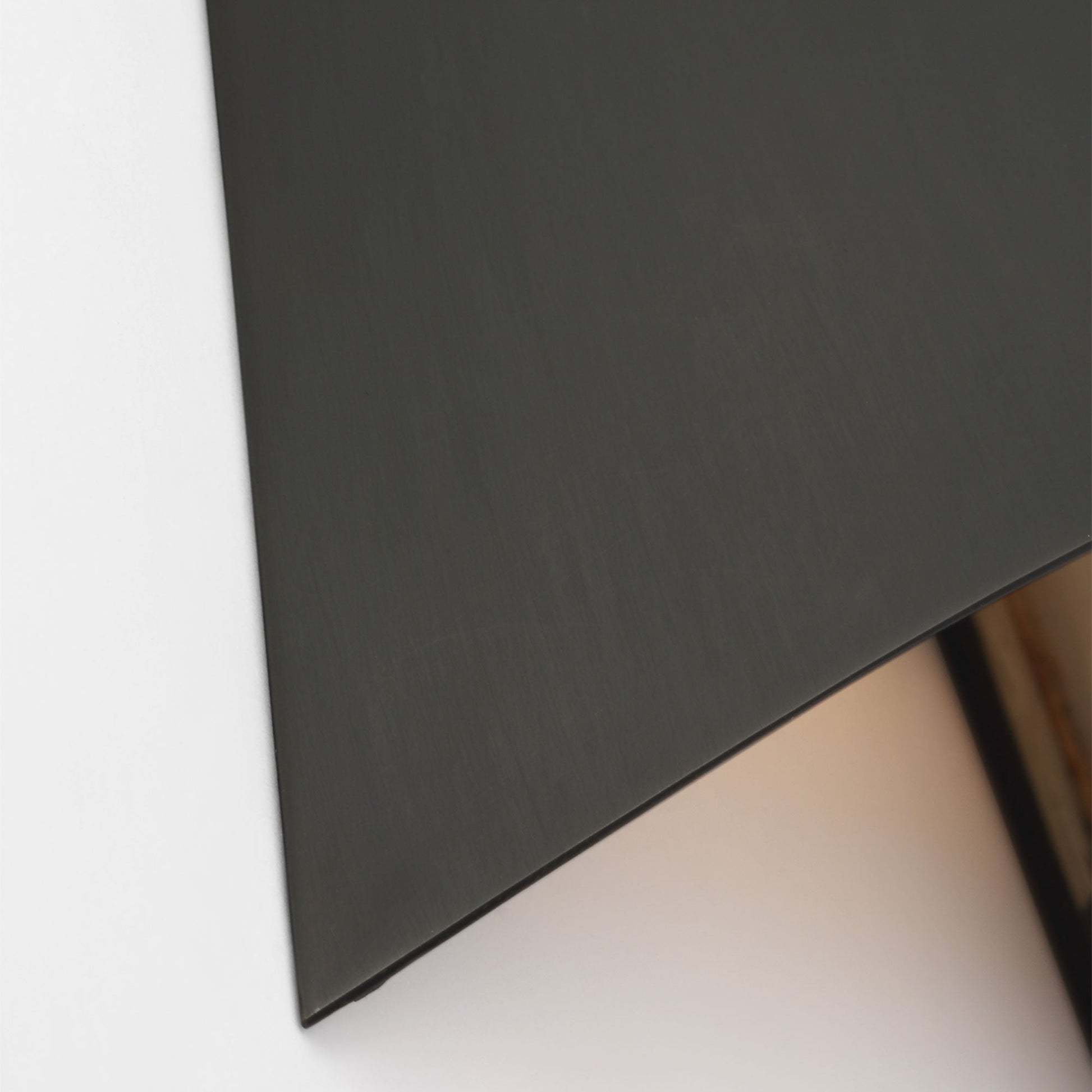 Piel Outdoor LED Wall Light in Detail.