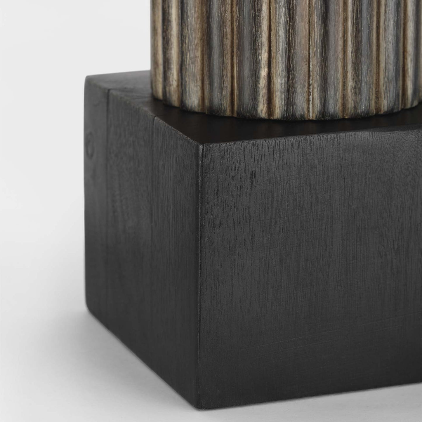 Reeve Table Lamp in Detail.