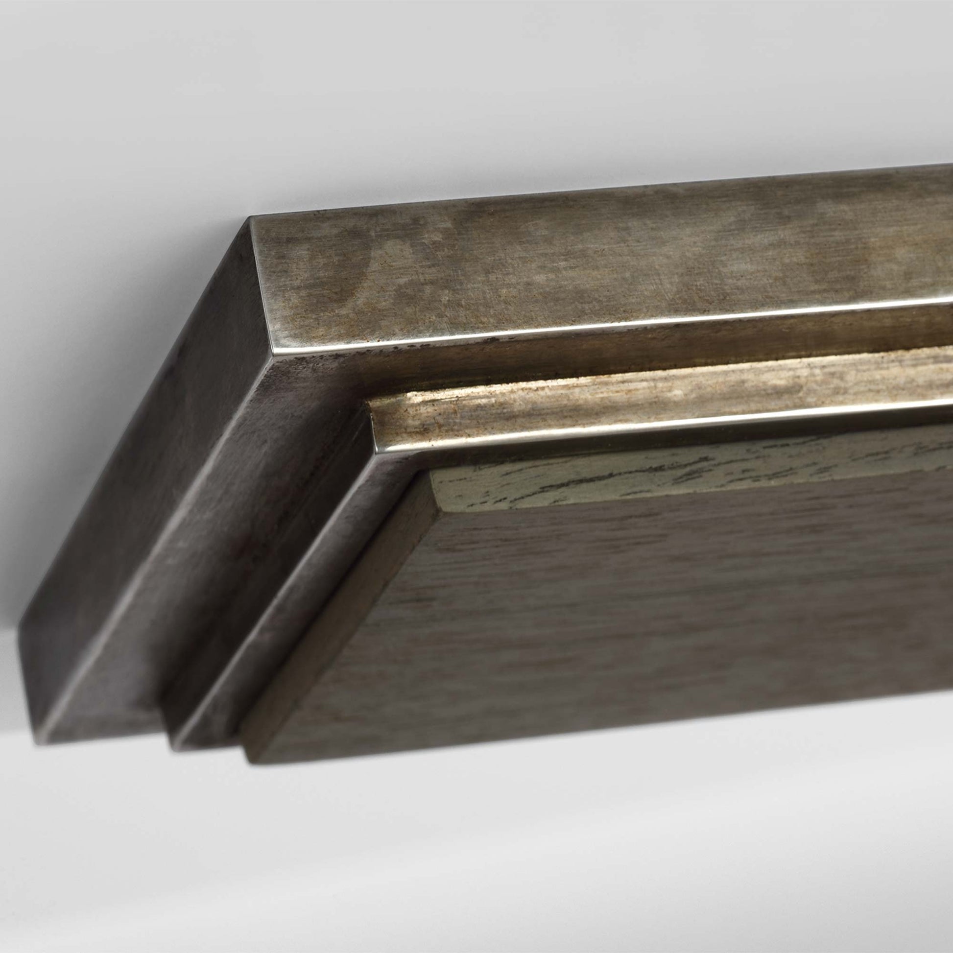 Remi LED Linear Pendant Light in Detail.