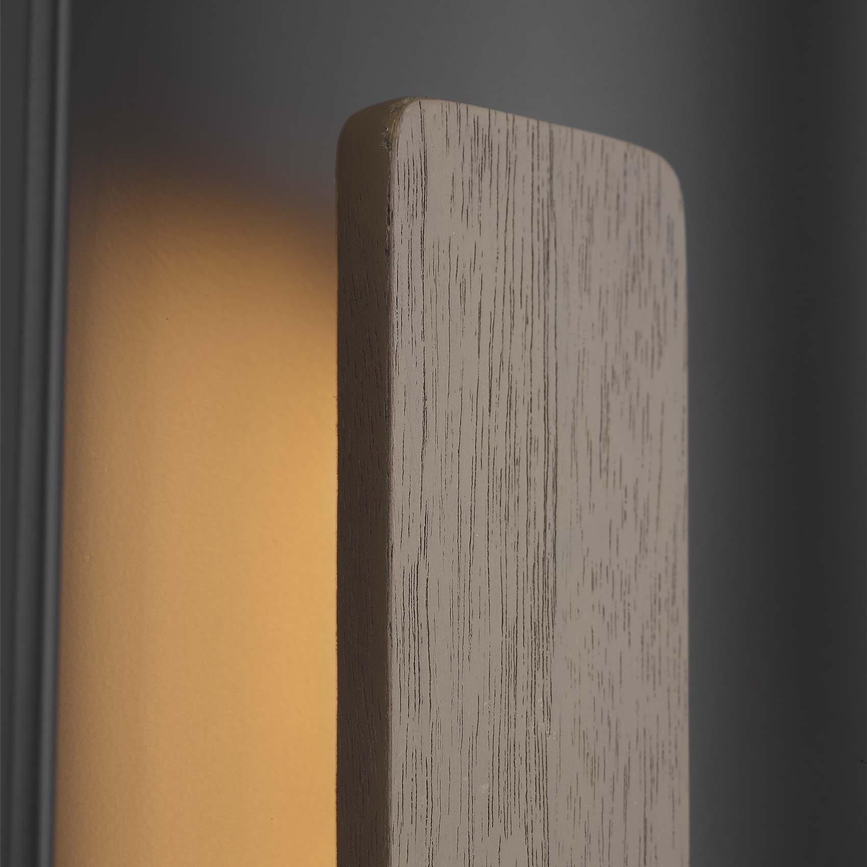 Remi LED Wall Light in Detail.