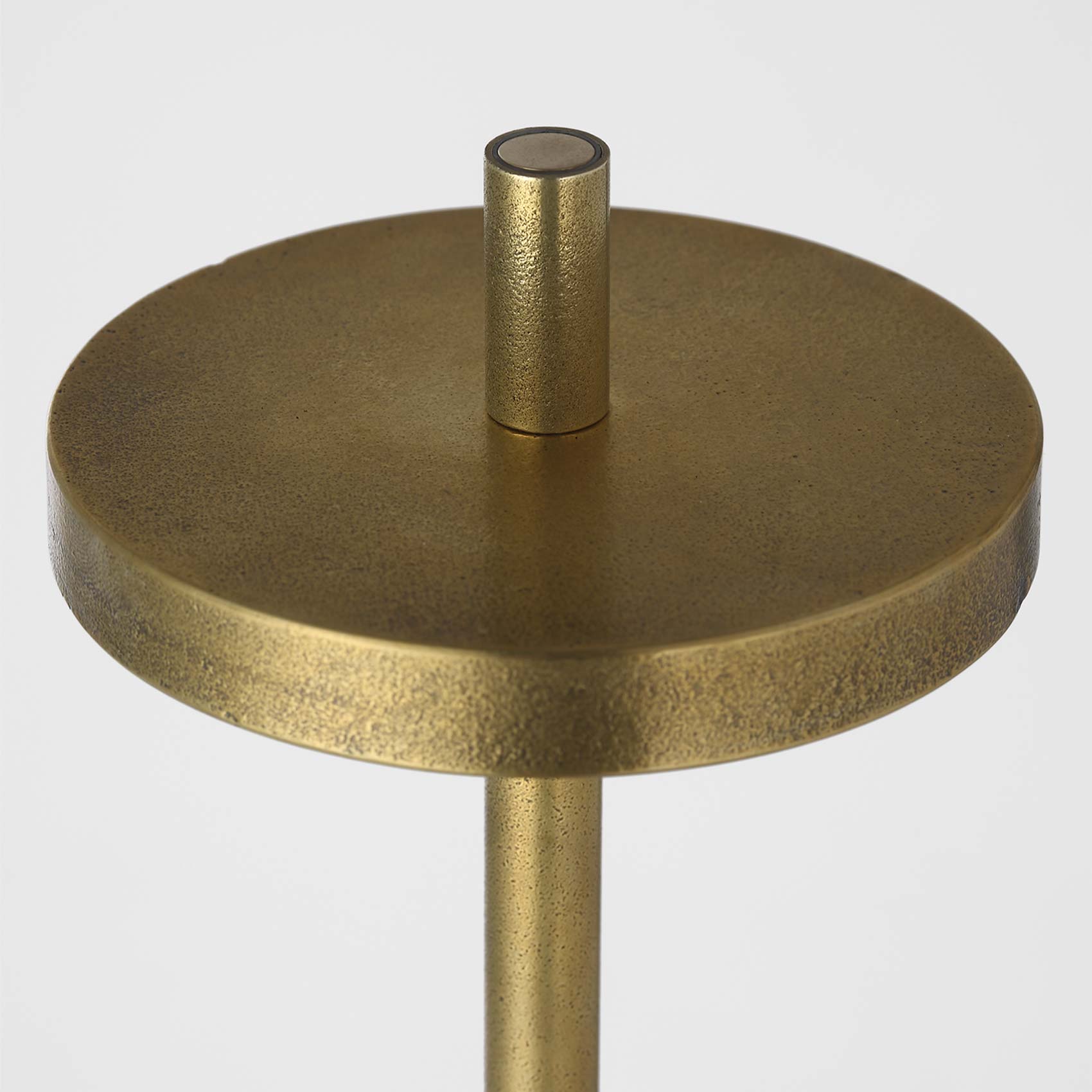 Sene LED Rechargeable Floor Lamp in Detail.