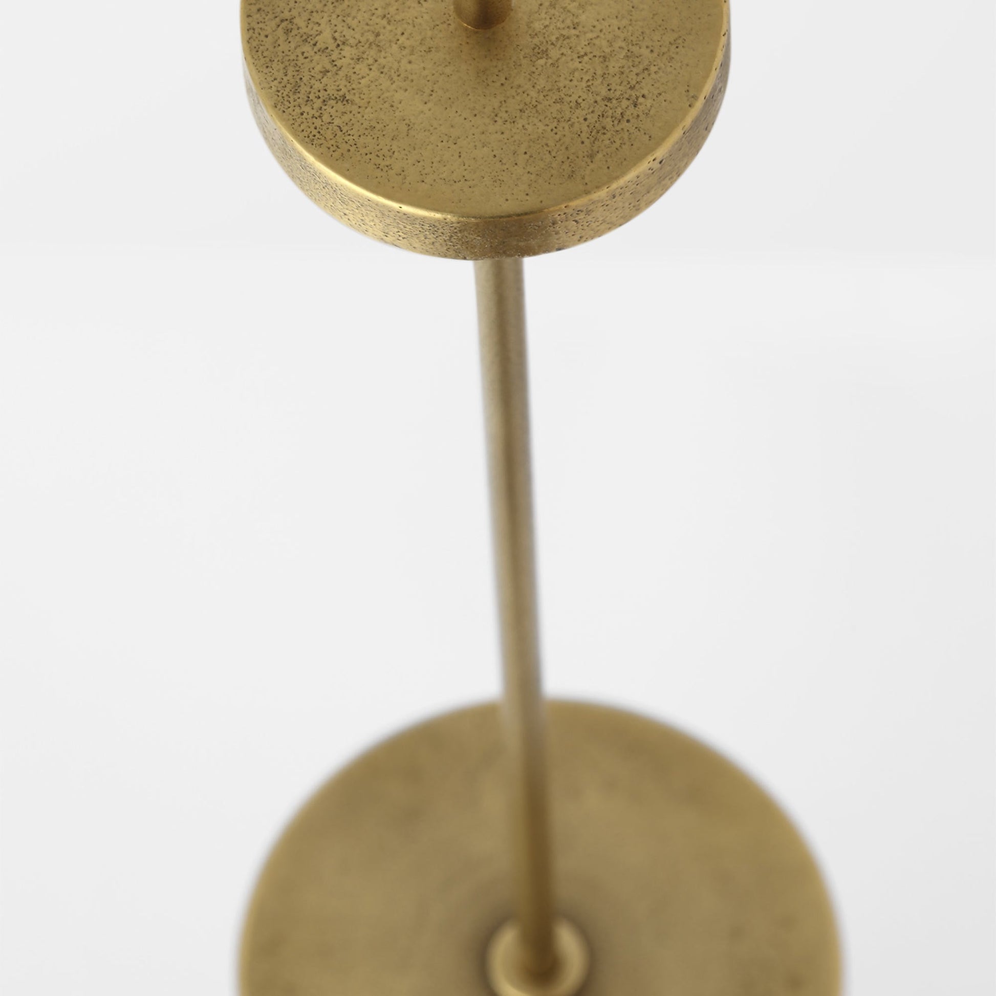 Sene LED Rechargeable Table Lamp in Detail.