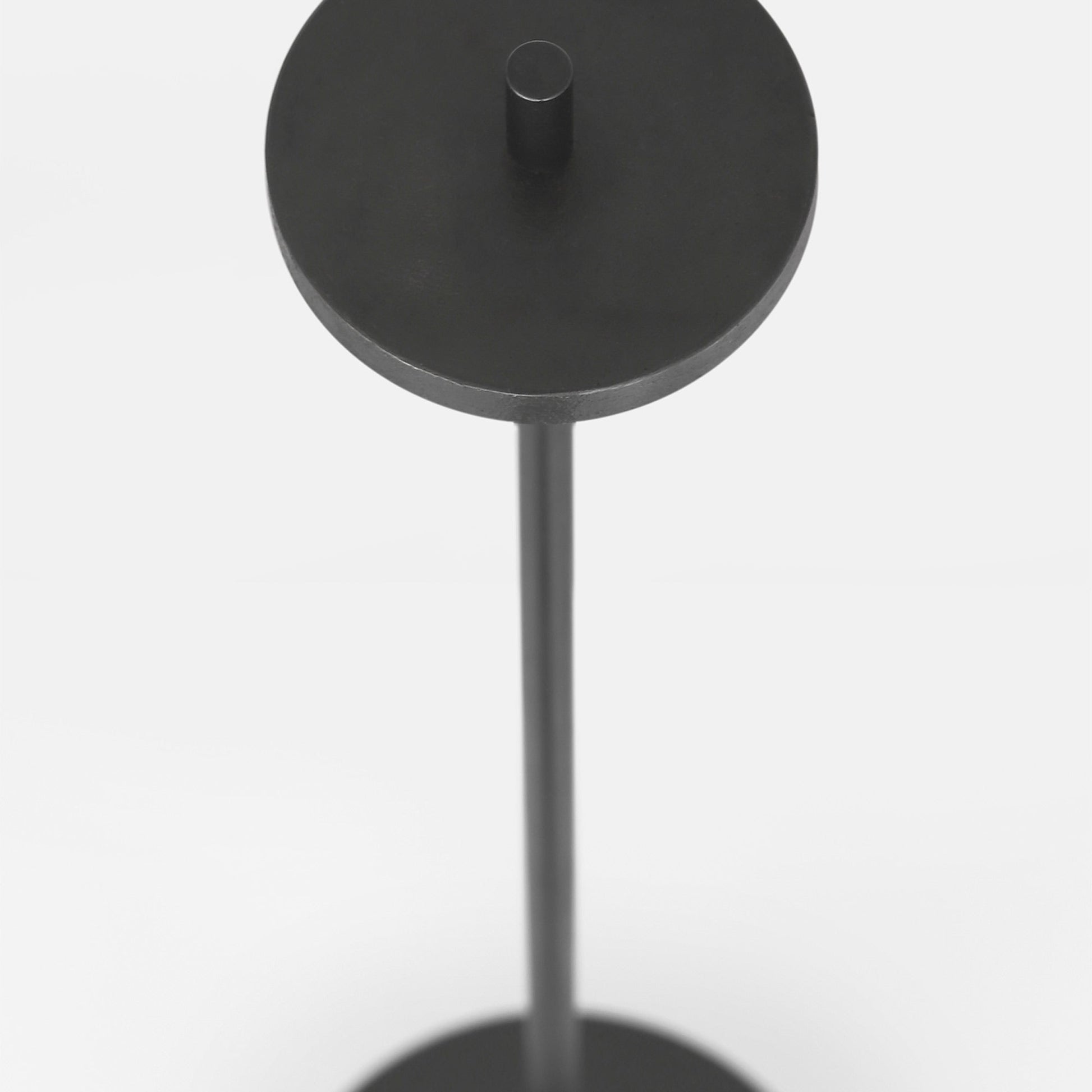 Sene LED Rechargeable Table Lamp in Detail.