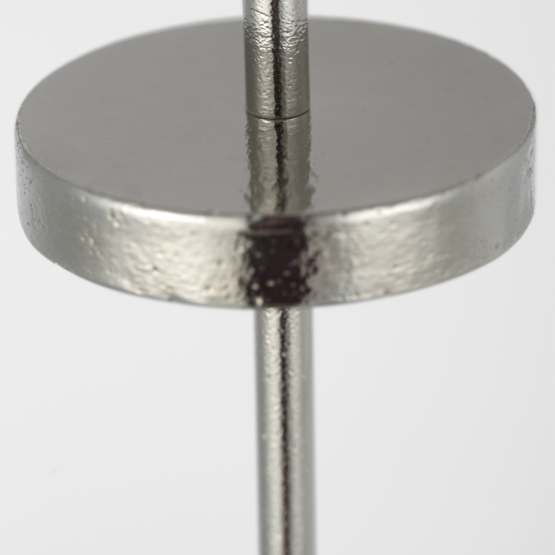 Sene LED Rechargeable Table Lamp in Detail.