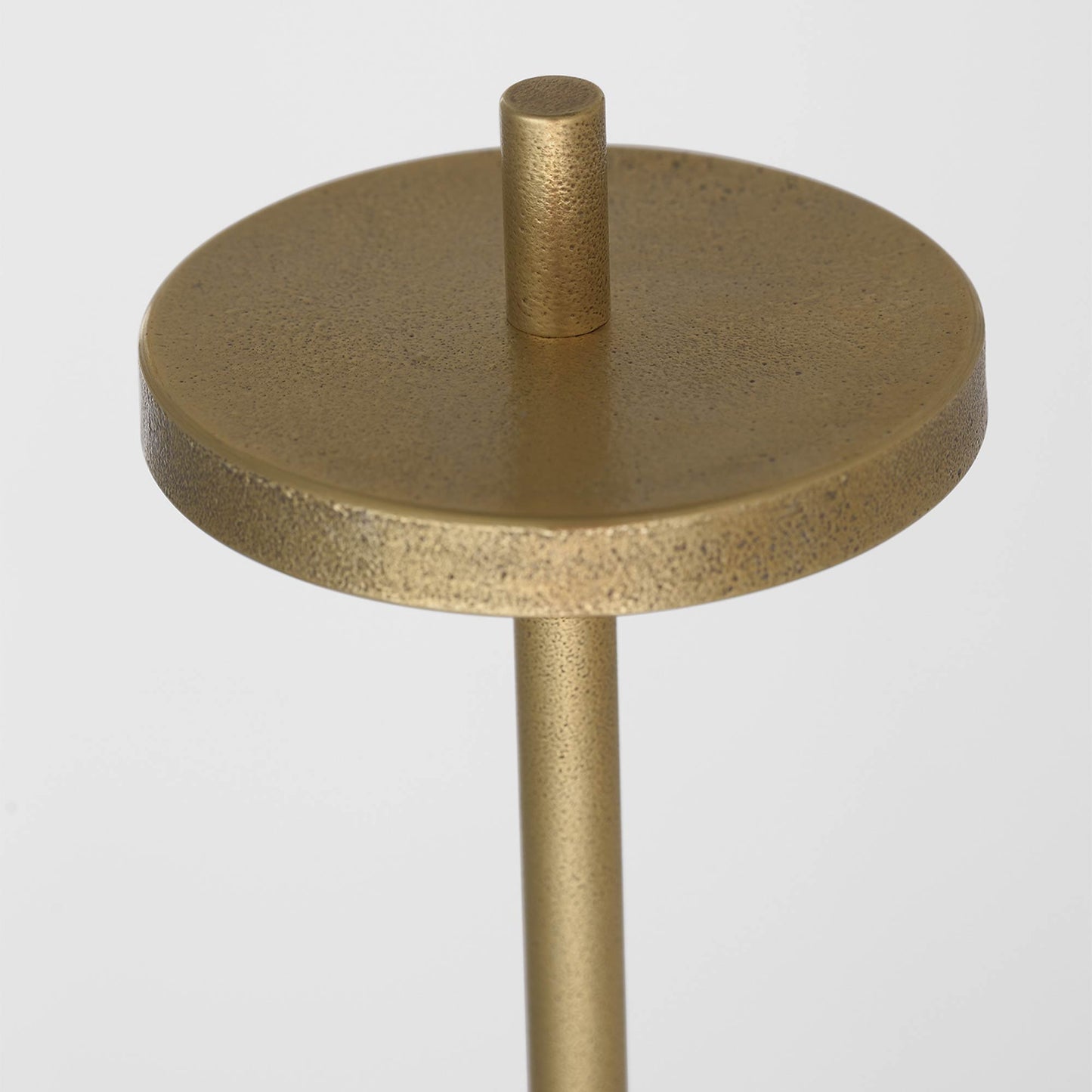 Sene LED Rechargeable Table Lamp in Detail.