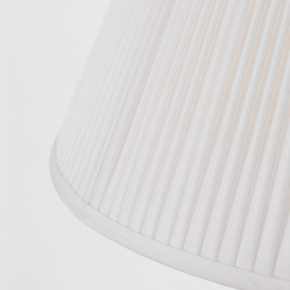 Serrato LED Pendant Light in Detail.