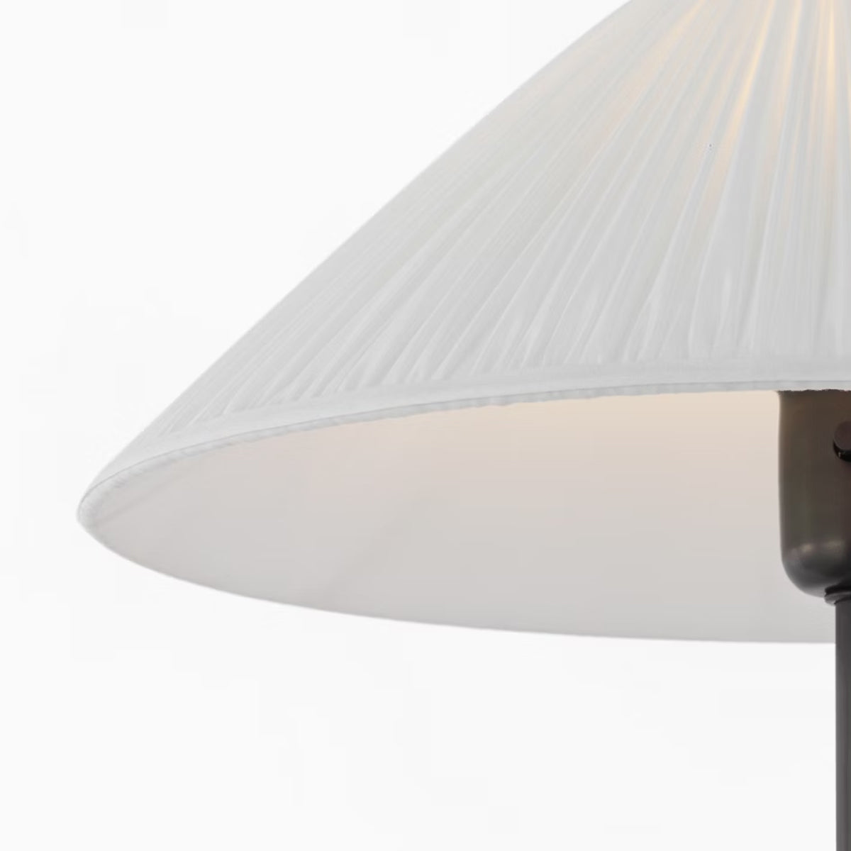 Soren Floor Lamp in Detail.