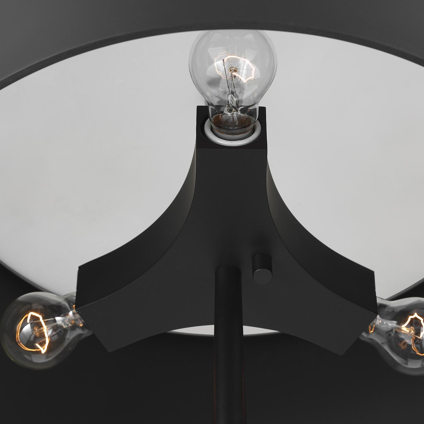 Spinet Floor Lamp in Detail.