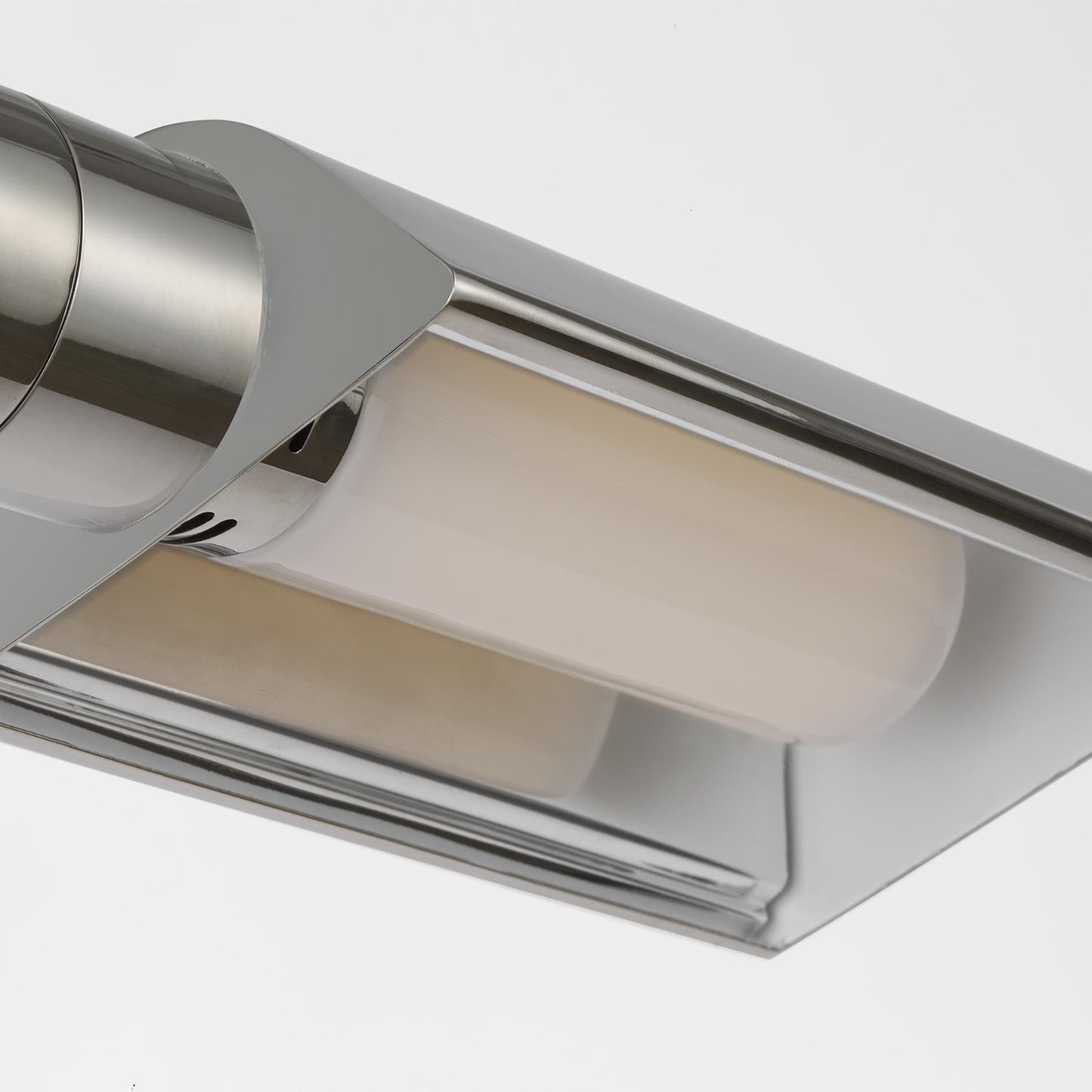 Studio LED Rechargeable Floor Lamp in Detail.