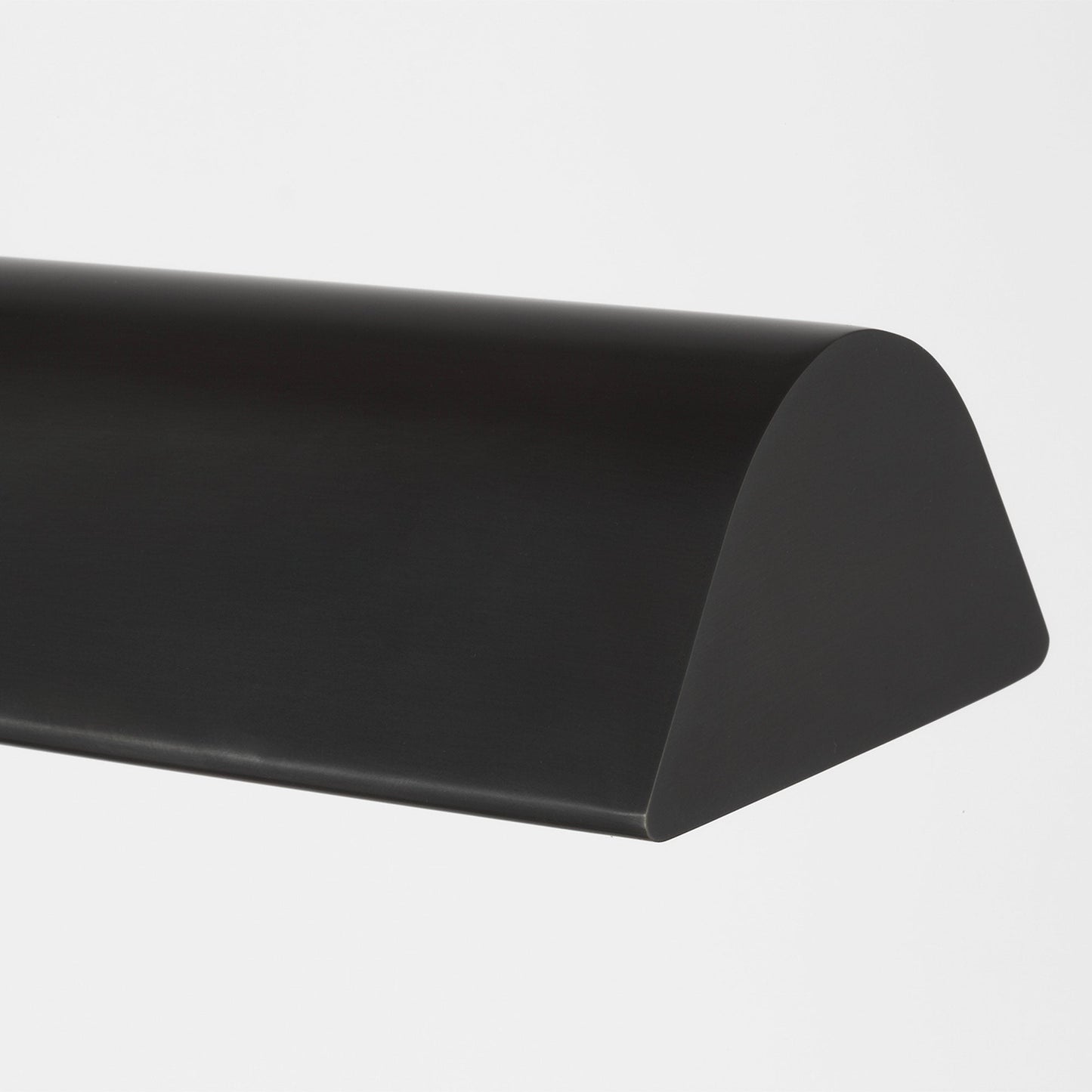 Studio LED Rechargeable Floor Lamp in Detail.