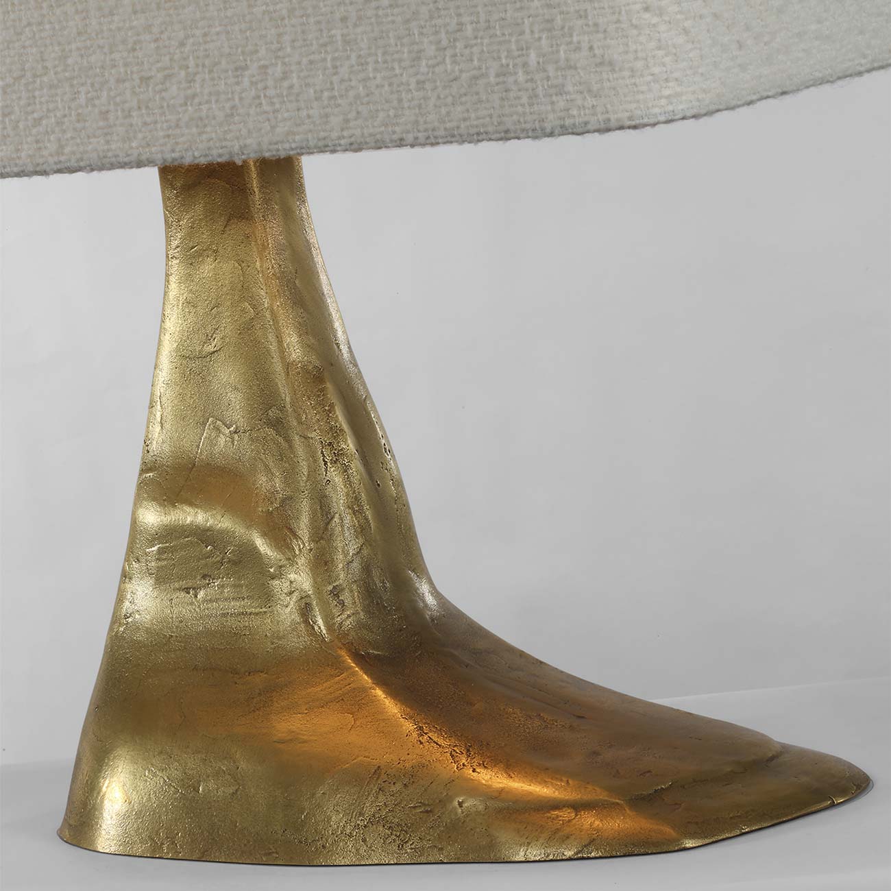 Terra-Forma Table Lamp in Detail.