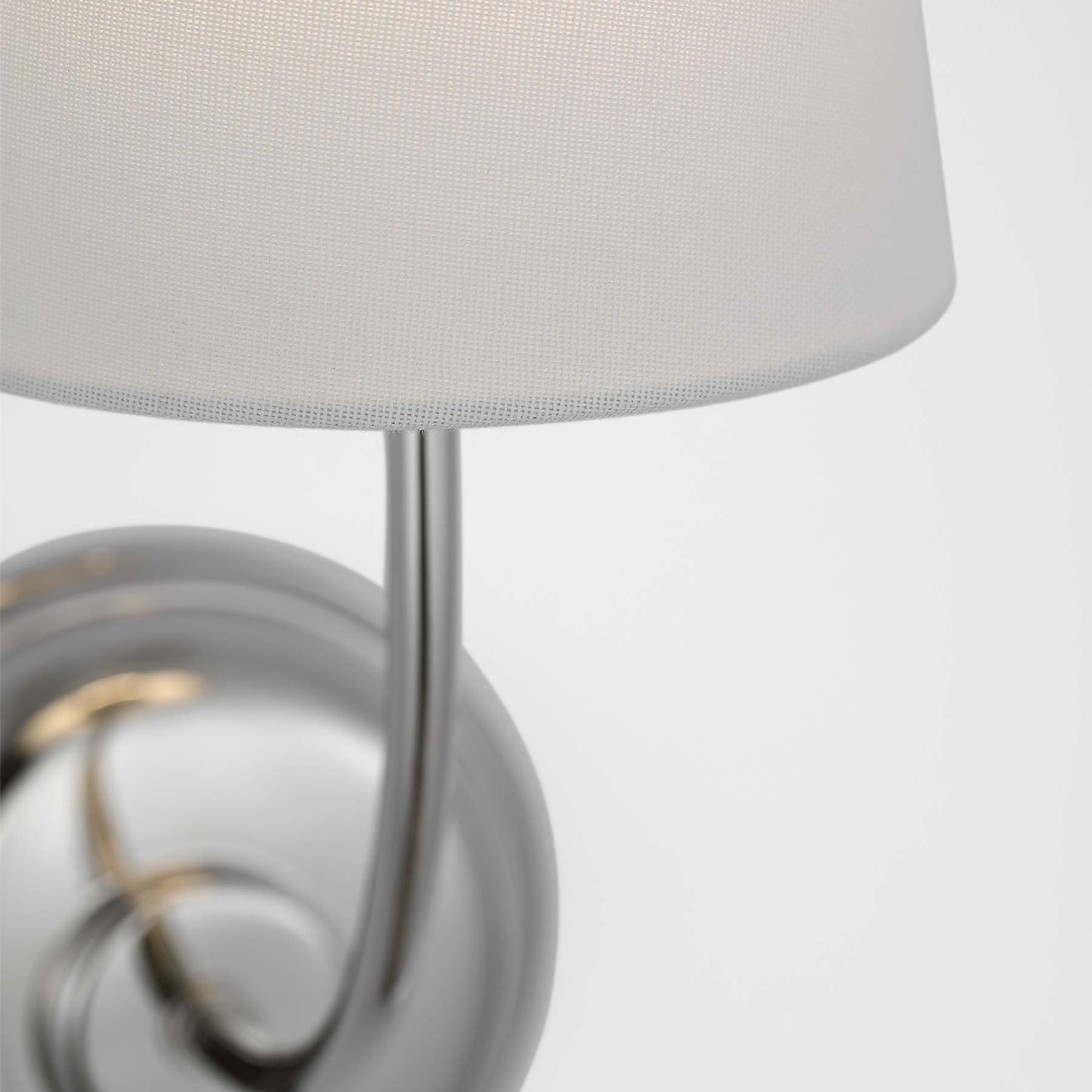 Vendome LED Rechargeable Wall Light in Detail.