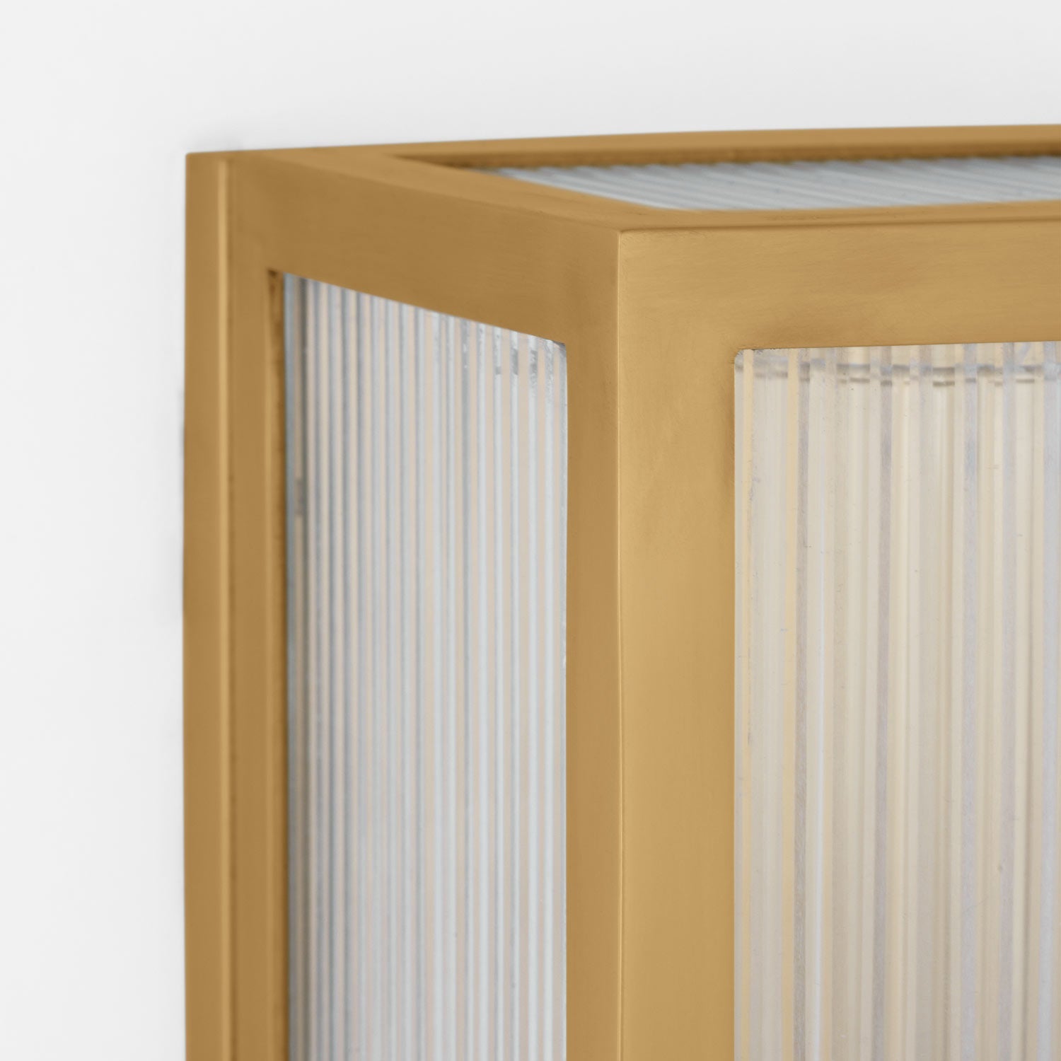 York Outdoor Wall Lightp in Detail.