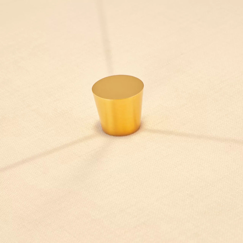 Amber Table Lamp in Detail.