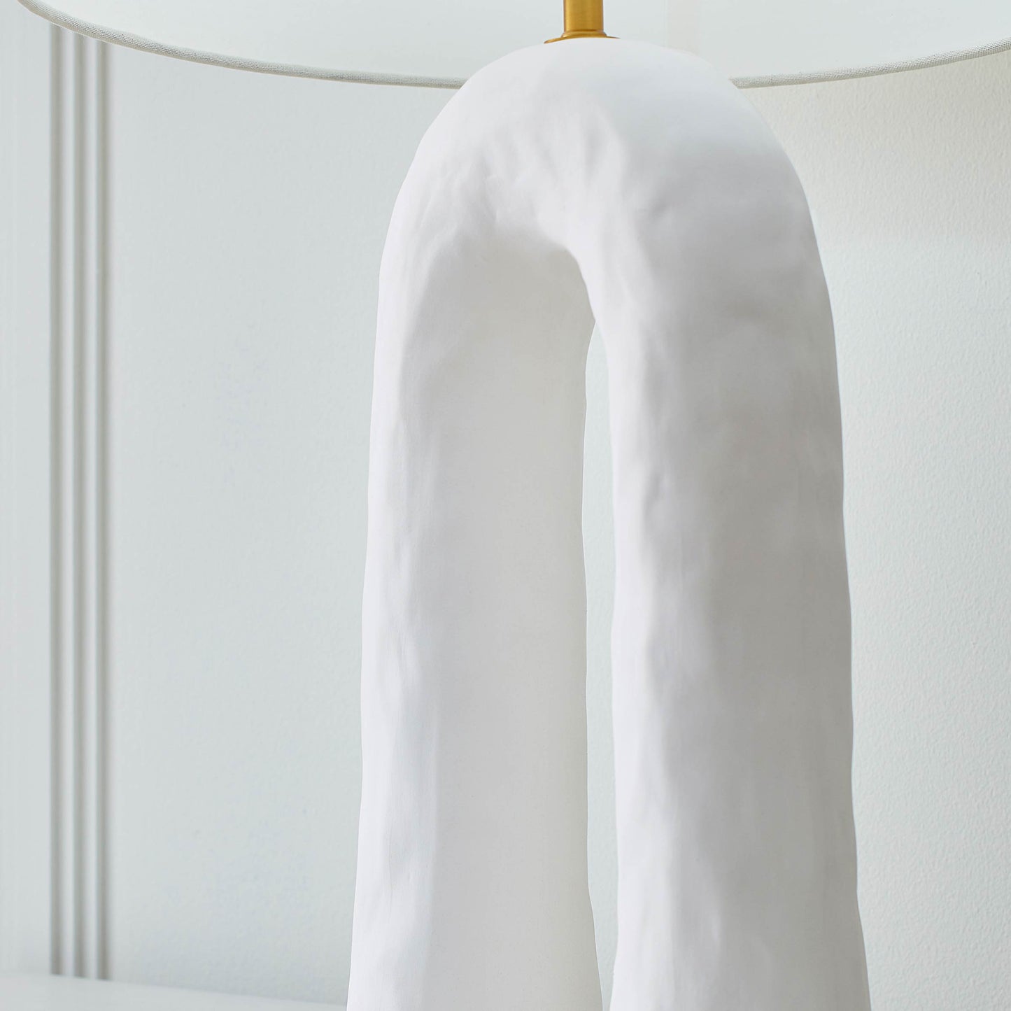 Aura Table Lamp in Detail.