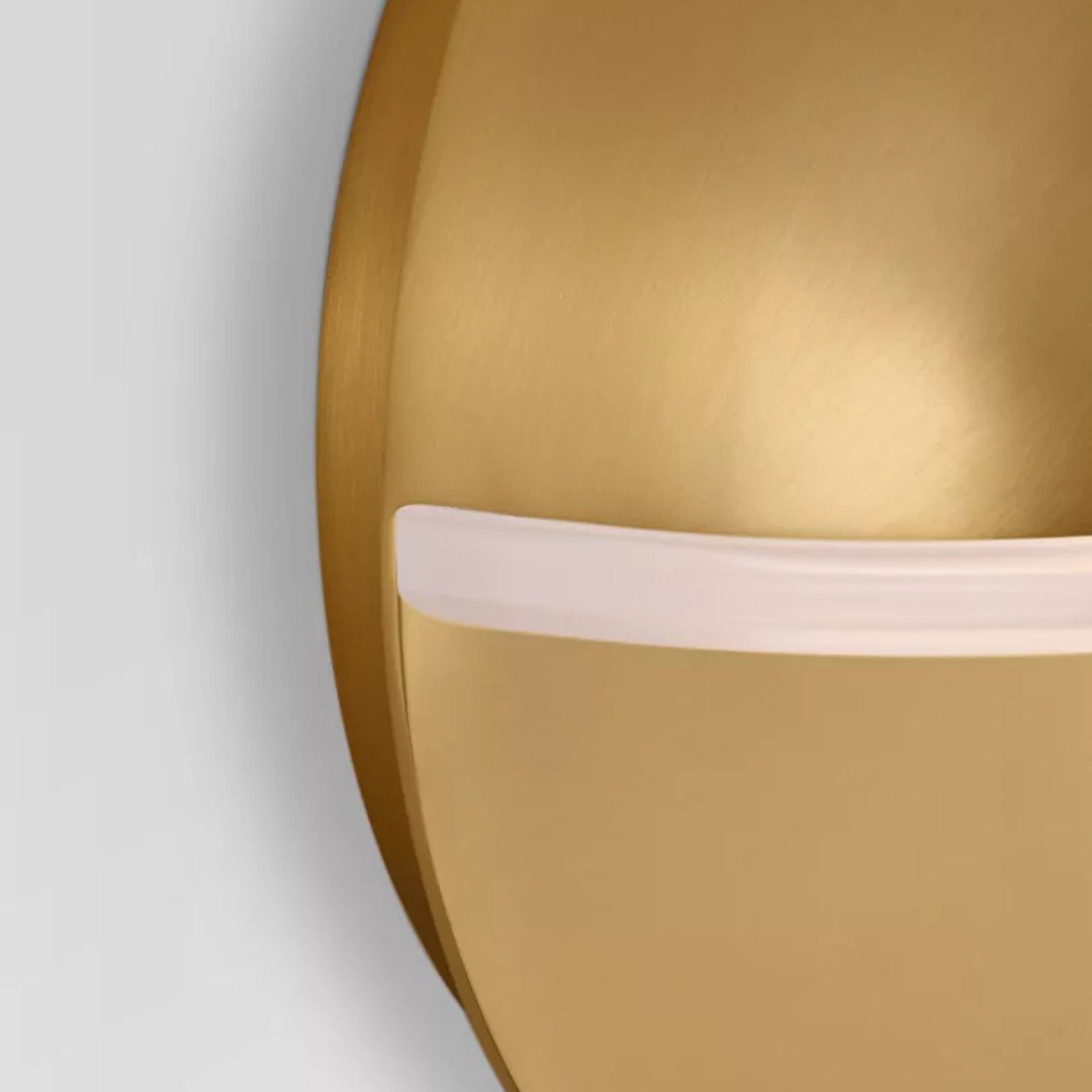 Axel Round LED Bath Wall Light in Detail.