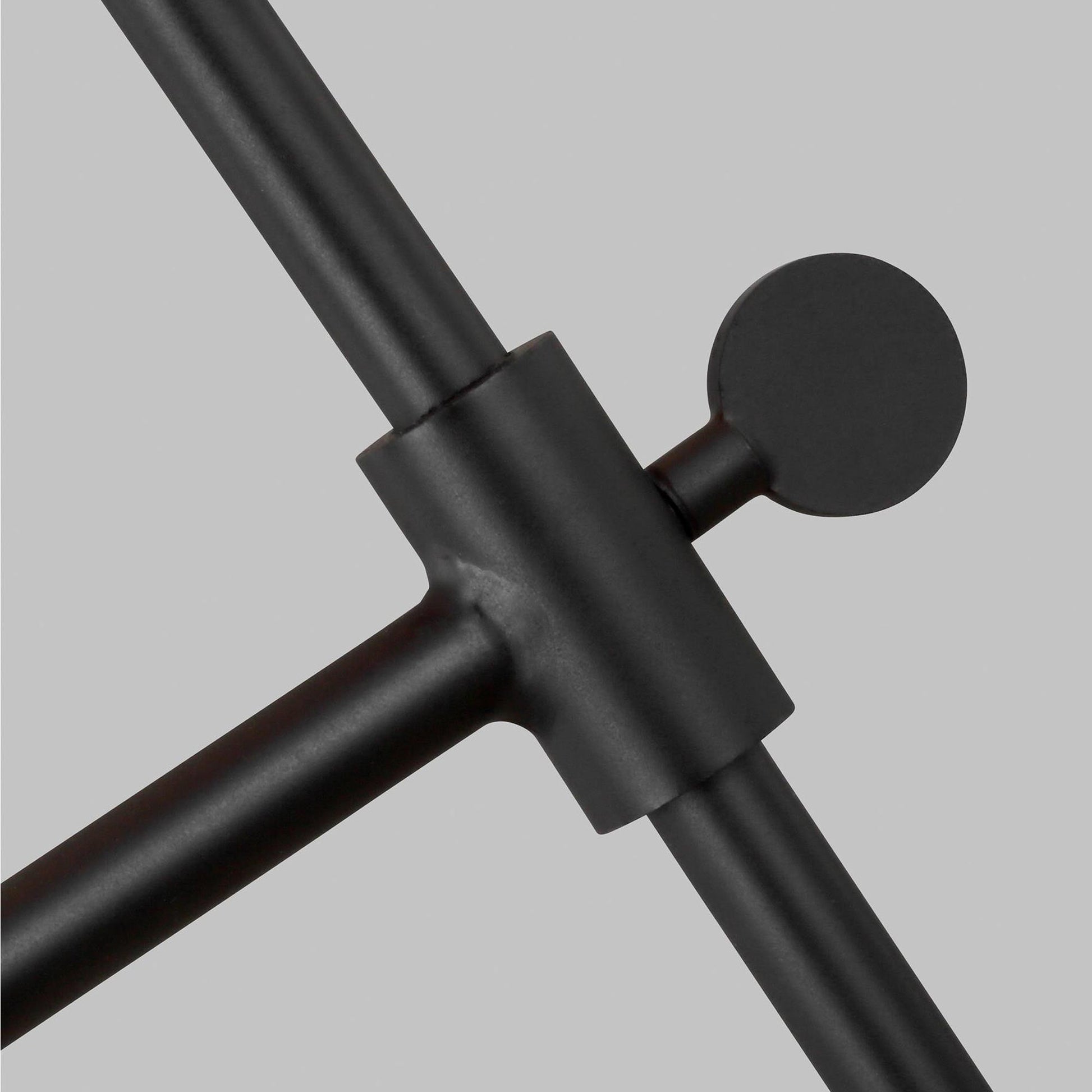 Baker Chandelier in Detail.