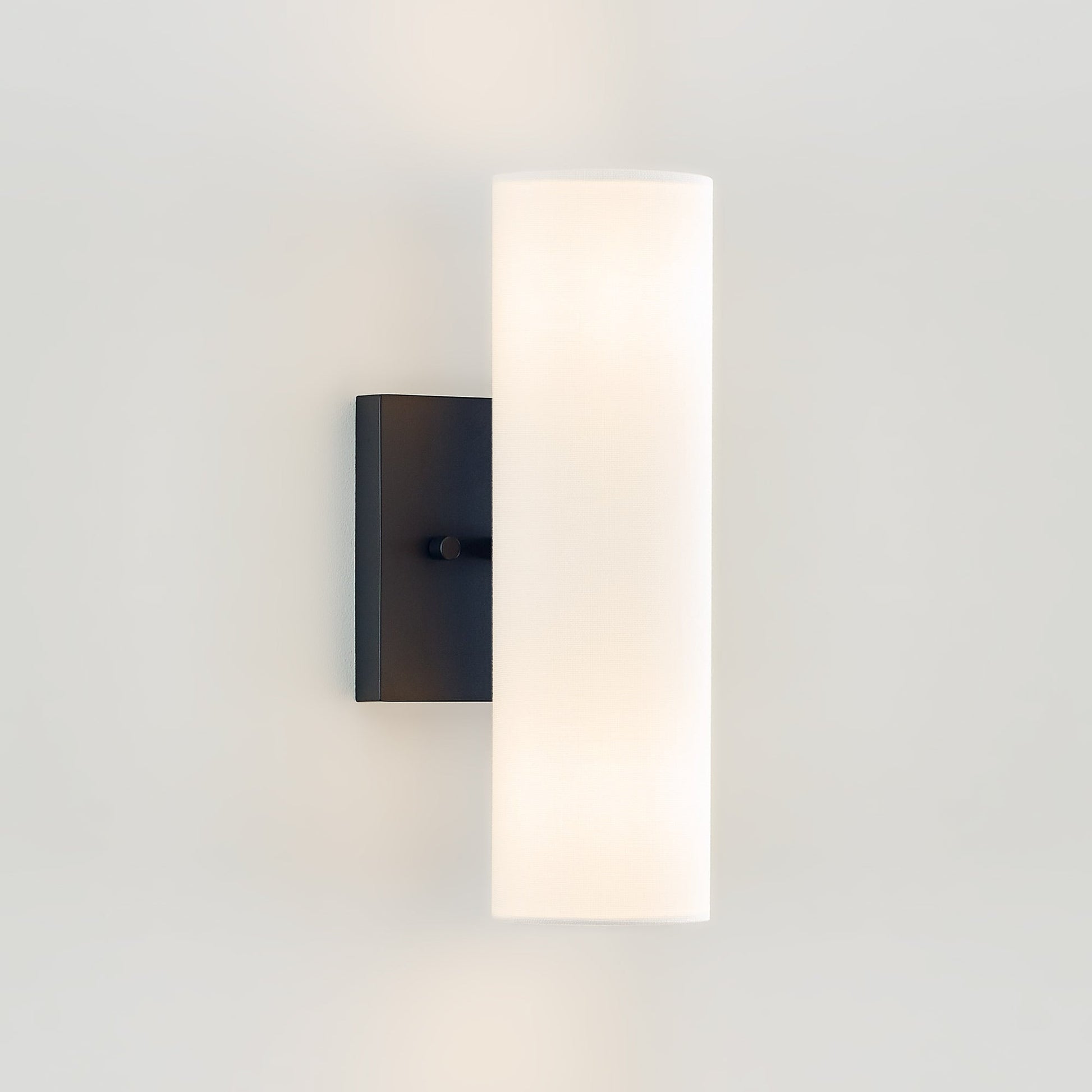 Capalino Wall Light in Detail.