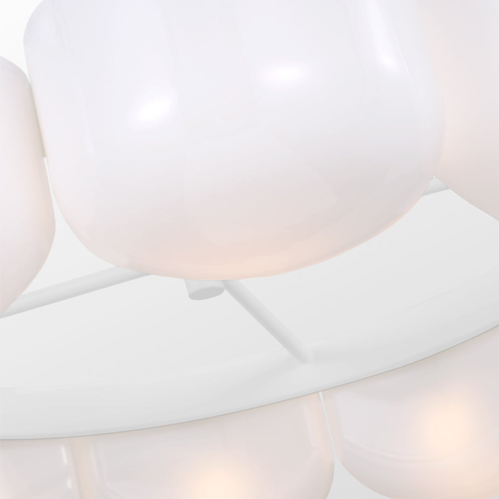 Cheverny Chandelier in Detail.