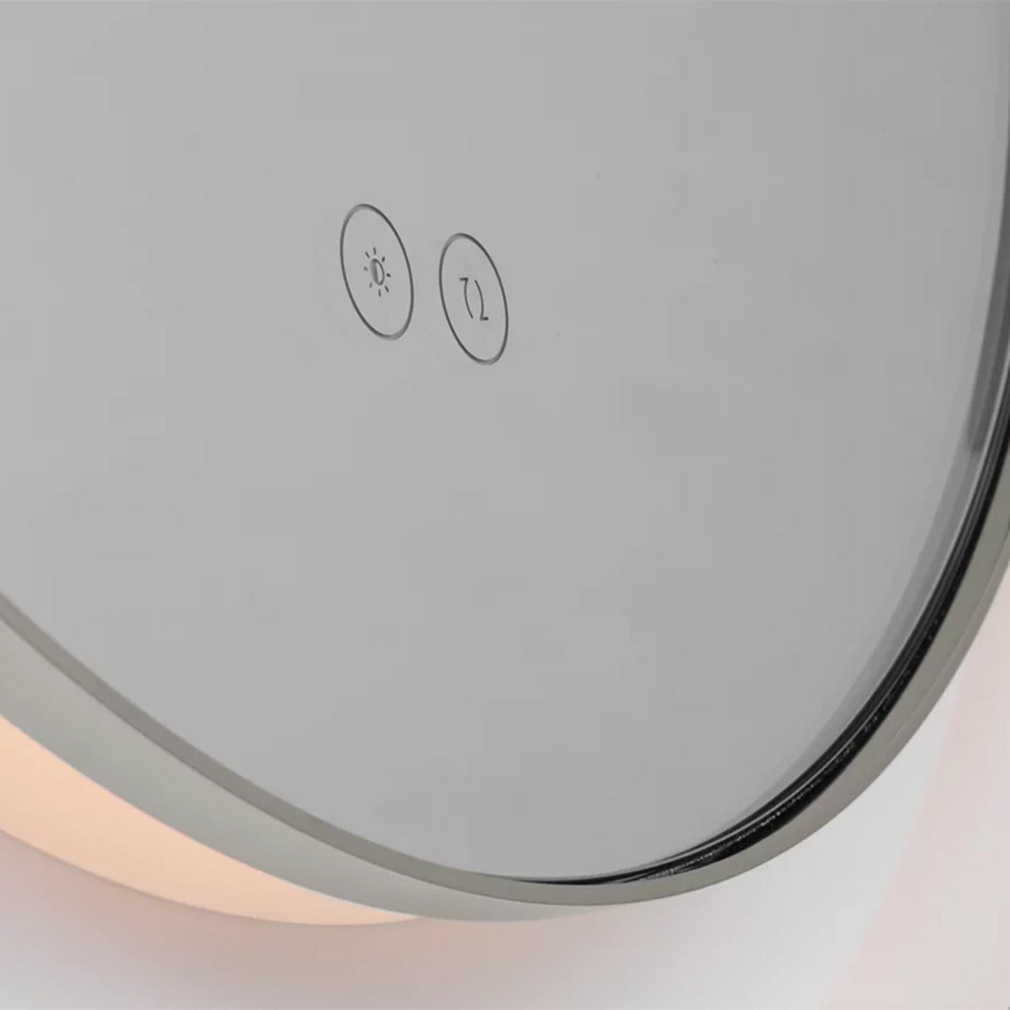 Chopin Round LED Wall Mirror in Detail.