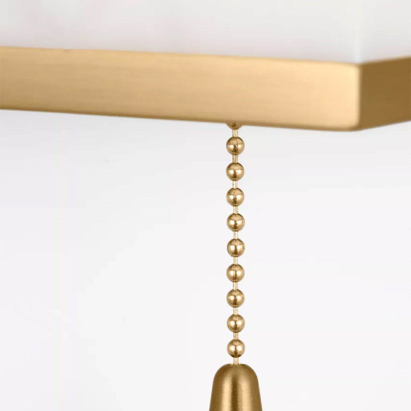 Cleor LED Bath Wall Light in Detail.