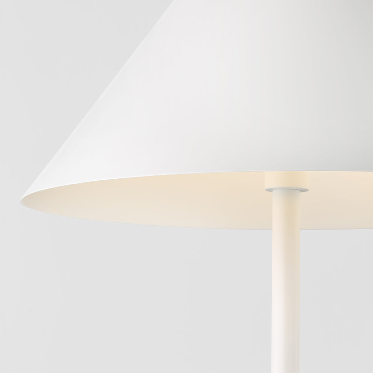 Contra Floor Lamp in Detail.