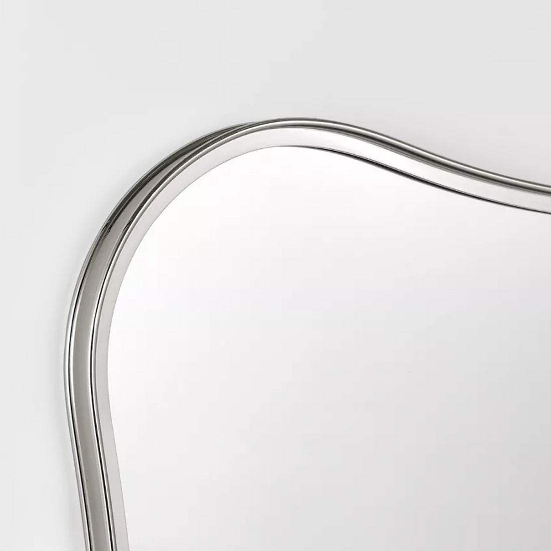 Cosway Rectangular Wall Mirror in Detail.