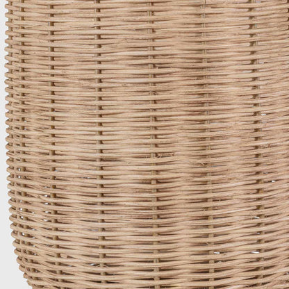 Dumar Table Lamp in Detail.