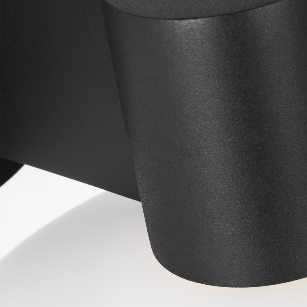 Focal Outdoor LED Wall Light in Detail.