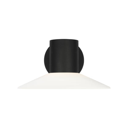 Focal Outdoor LED Wall Light in Detail.