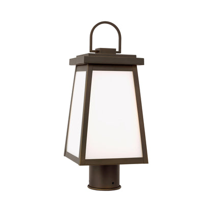 Founders Outdoor Post Light in Antique Bronze (LED Bulb).