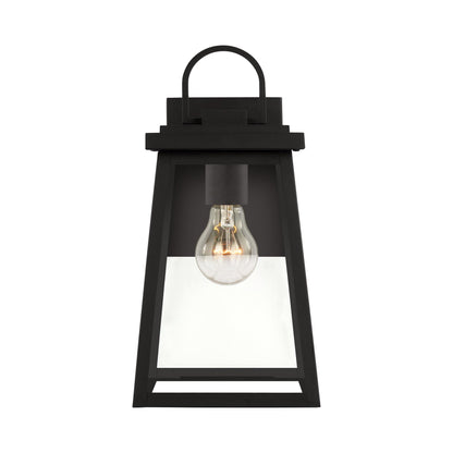 Founders Outdoor Wall Light in Black (Large/Bulb Not Included).