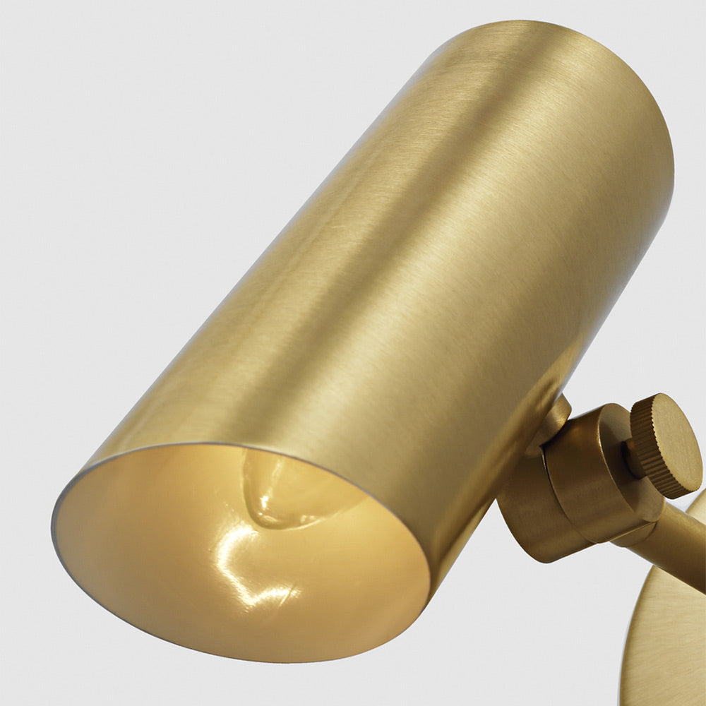 Frasar Wall Light in Detail.