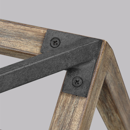 Gannet Chandelier in Detail.