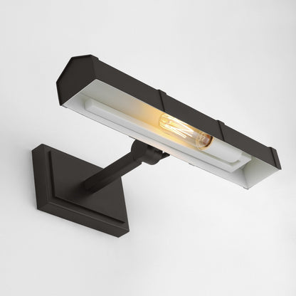 Granby Picture Light in Detail.