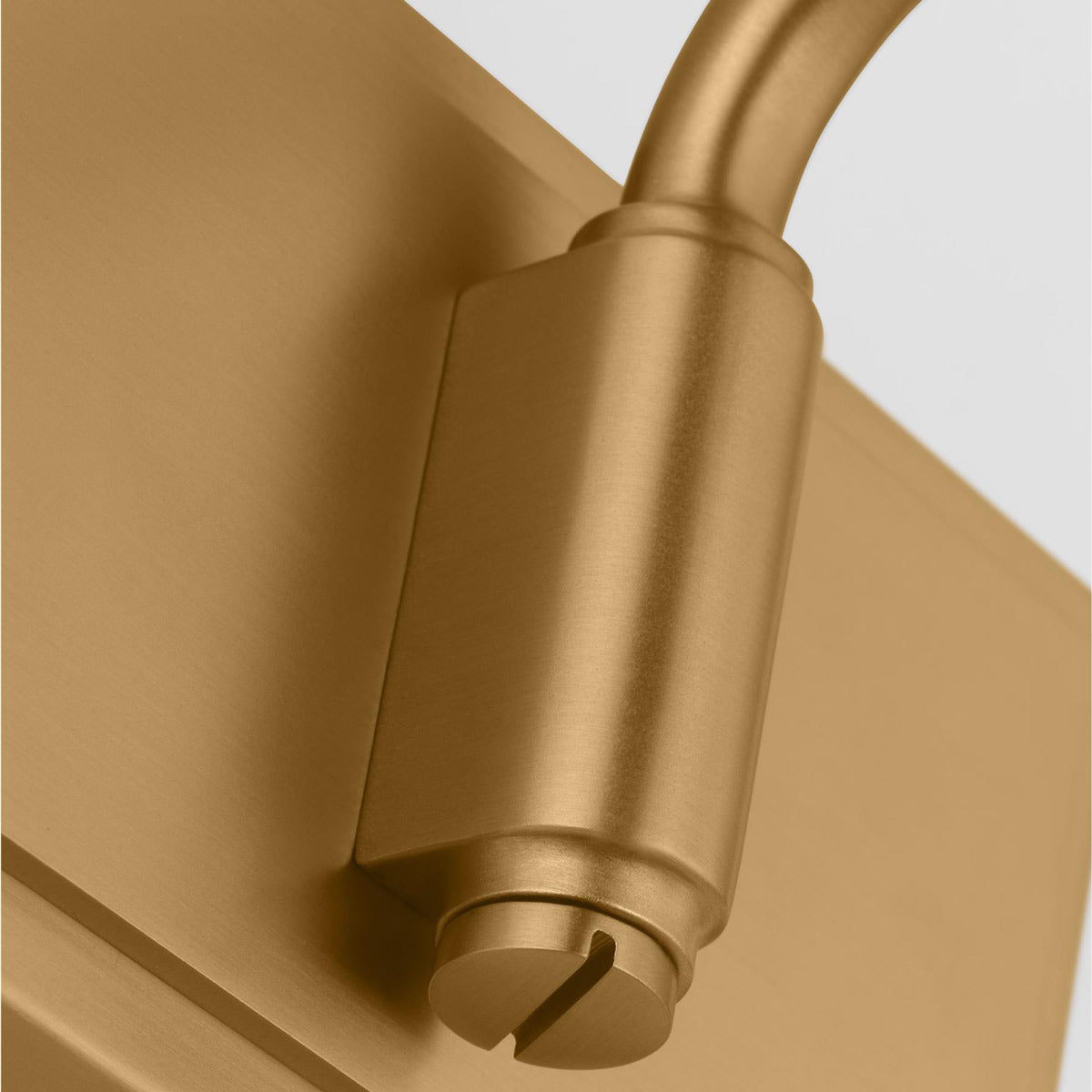 Hull Picture Light in Detail.