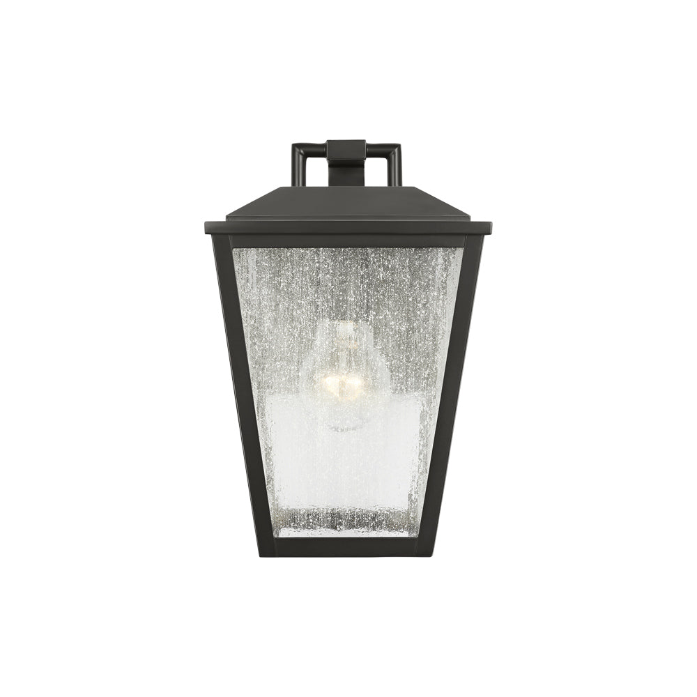 Kennewick Outdoor Wall Light.