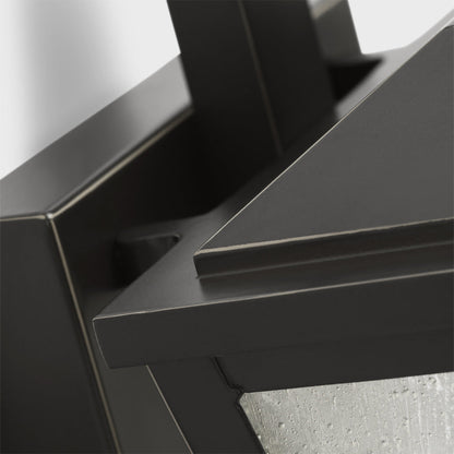 Kennewick Outdoor Wall Light in Detail.