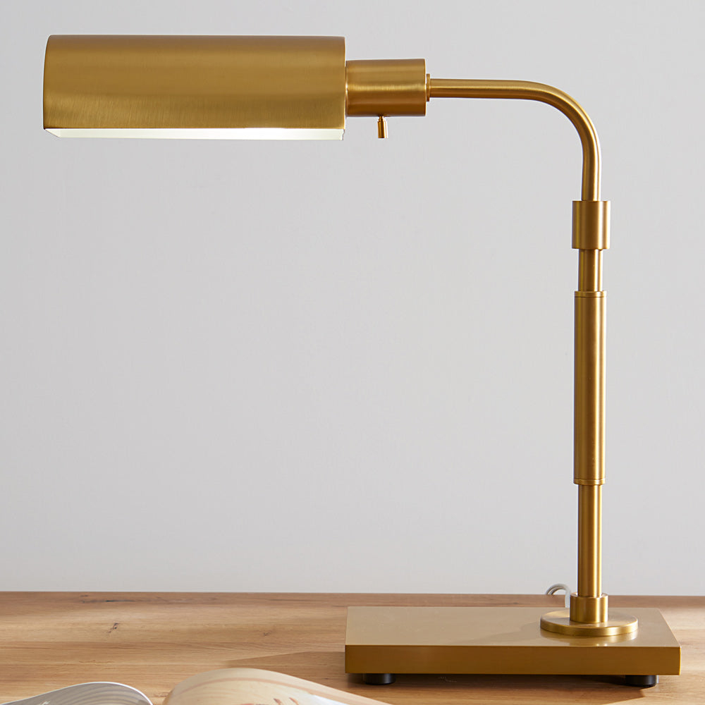 Kenyon Table Lamp in Detail.