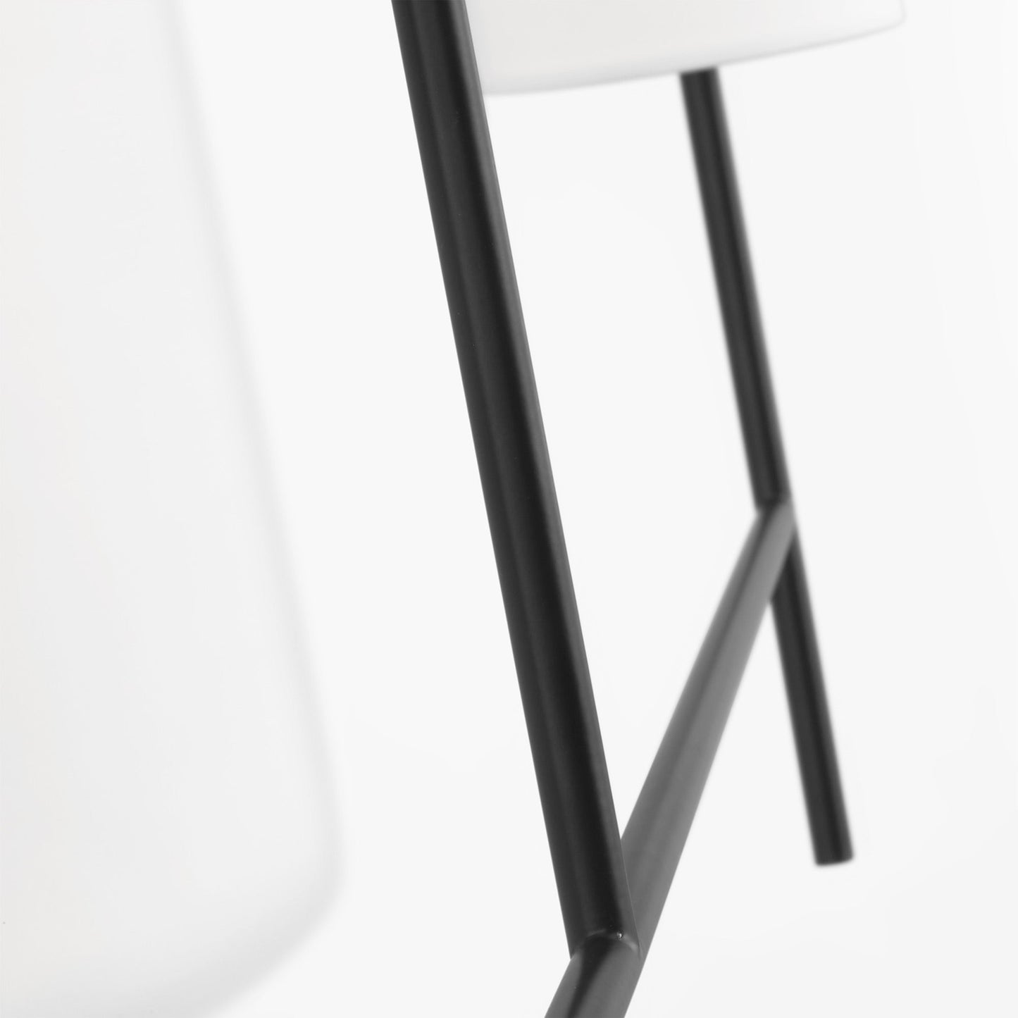 Key Linear Chandelier in Detail.