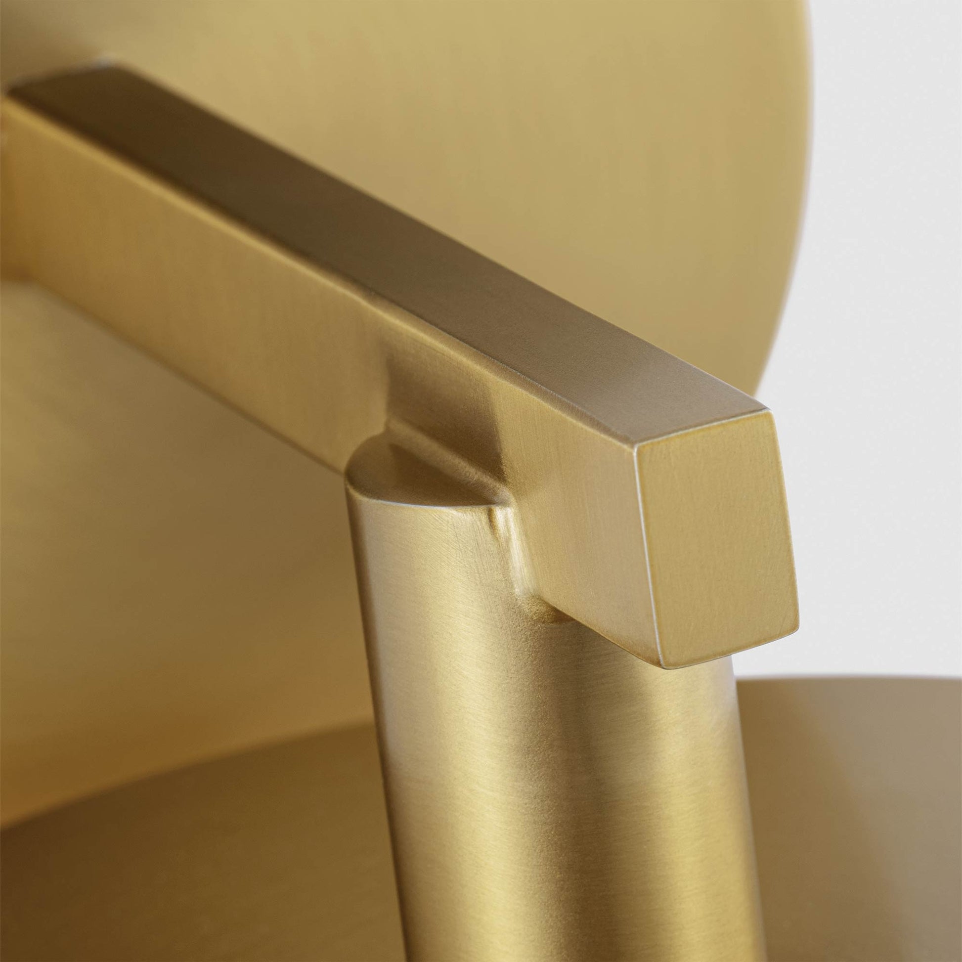 Khan LED Wall Light in Detail.