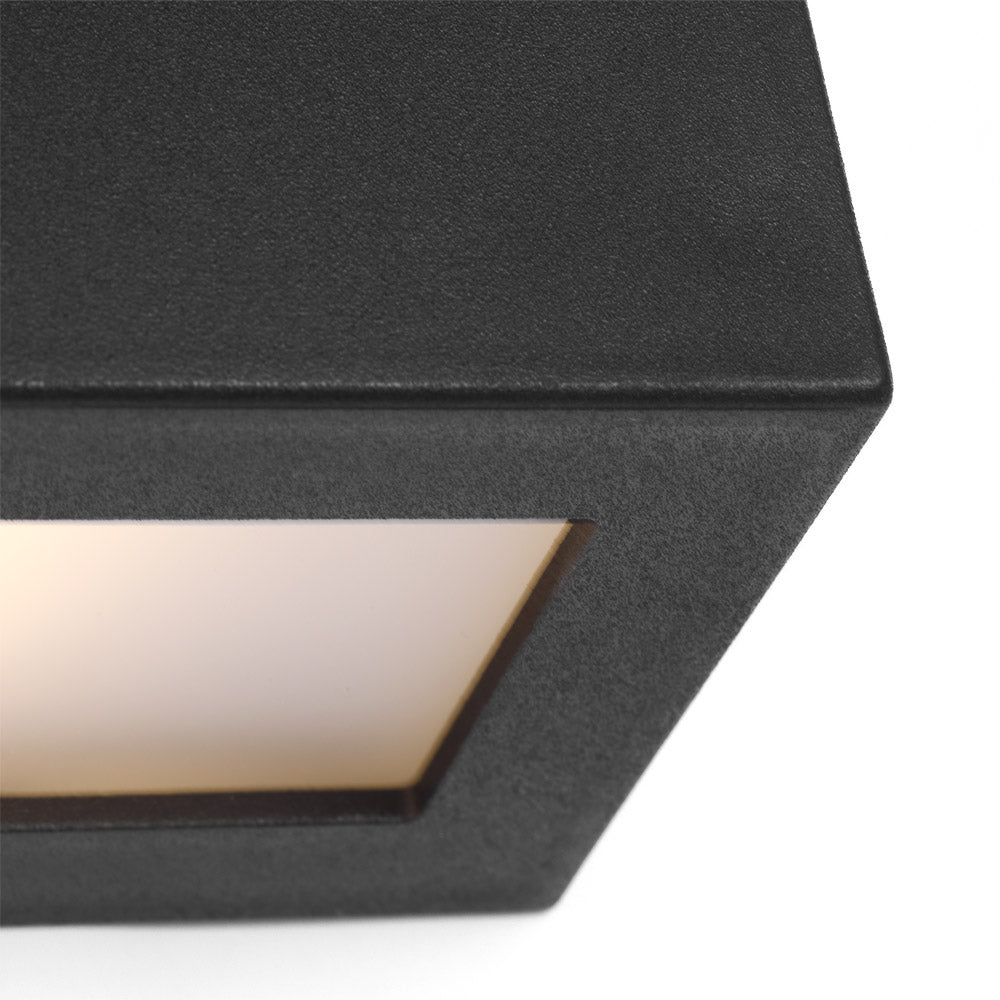 Kukei Outdoor LED Rectangular Wall Light in Detail.