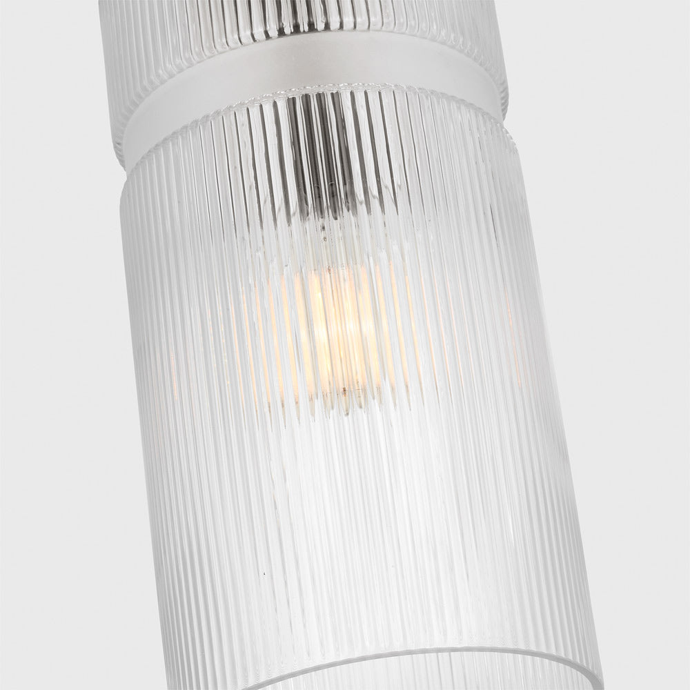 Liouet Glass Pendant Light in Detail.