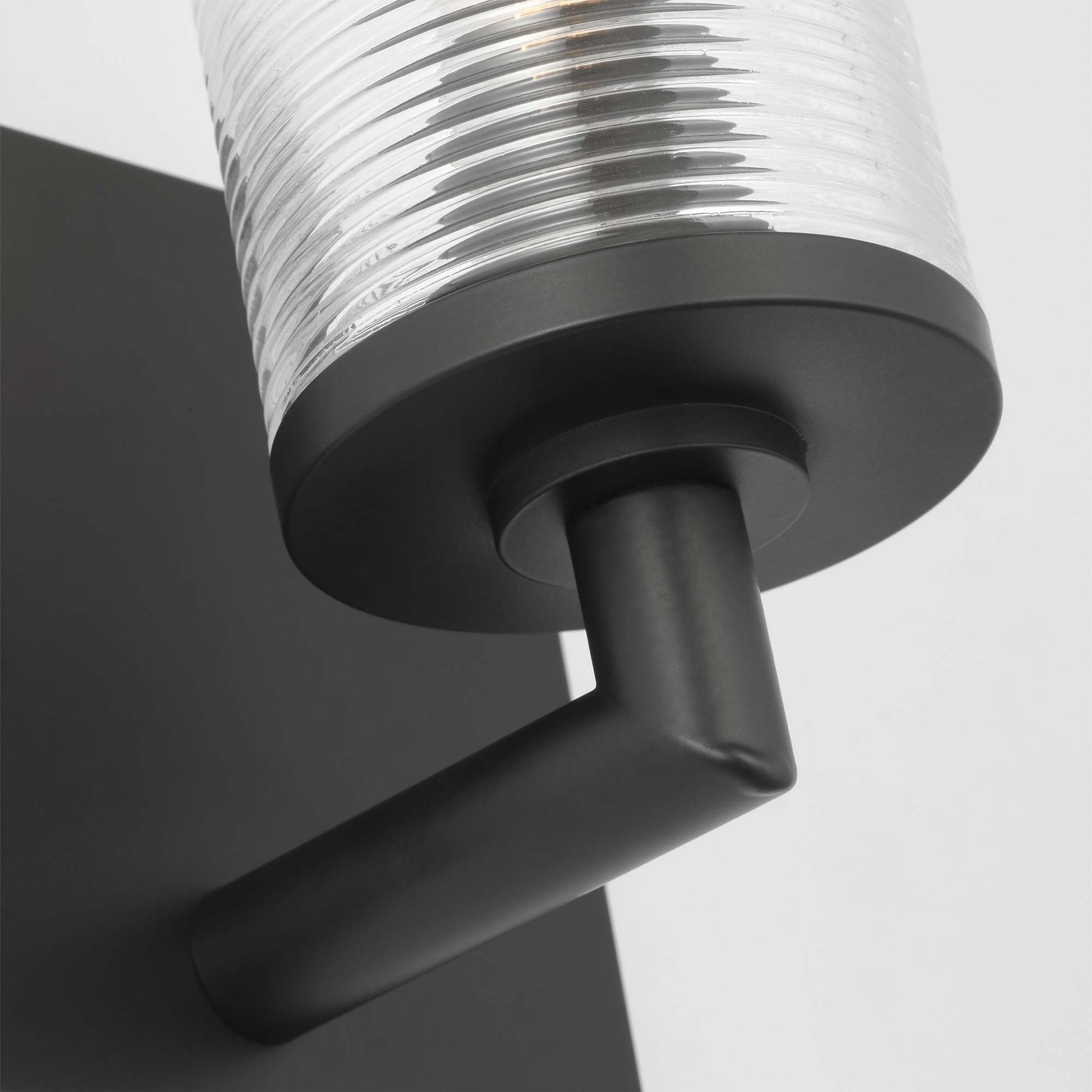 Sarita Wall Light in Detail.