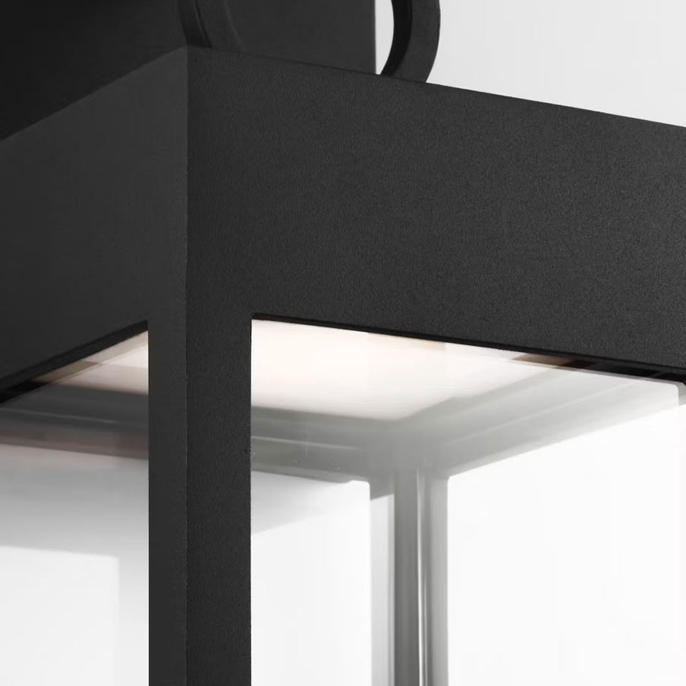 Sesha Outdoor LED Wall Light in Detail.