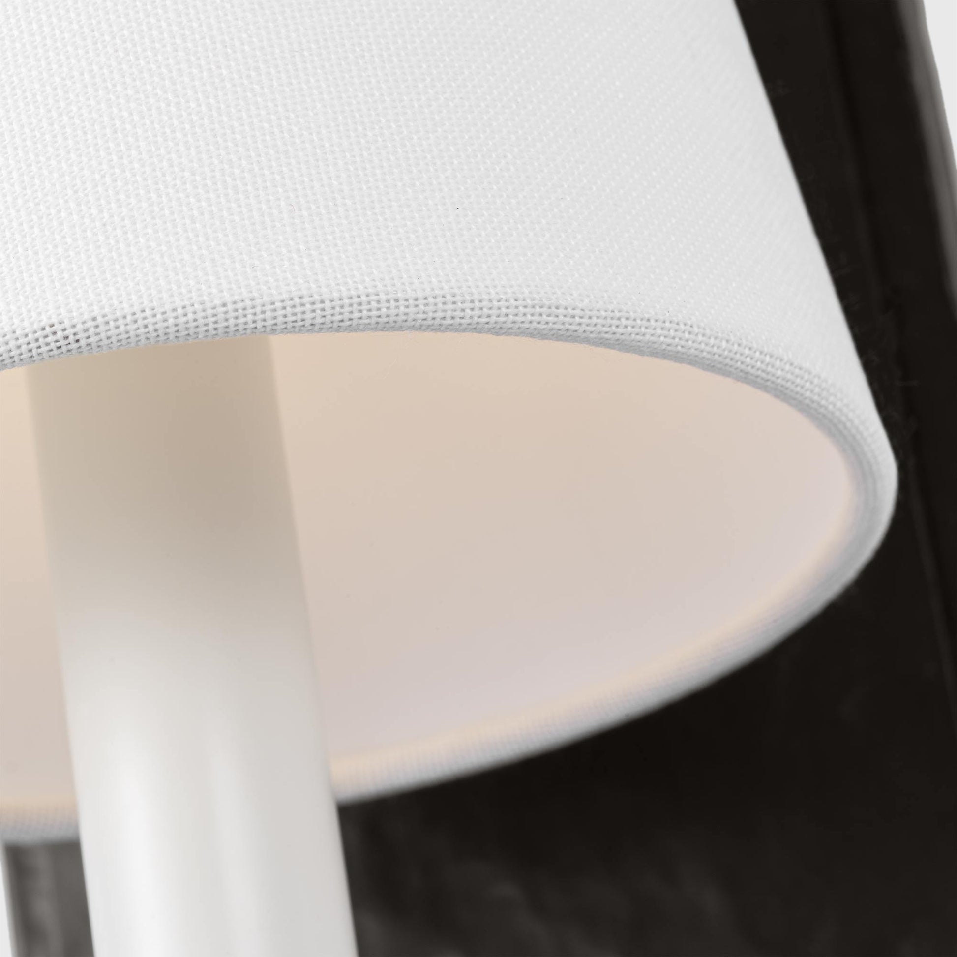 Wellen Wall Light in Detail.