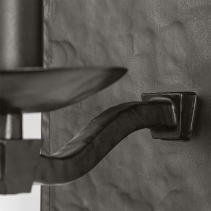 Wellen Wall Light in Detail.