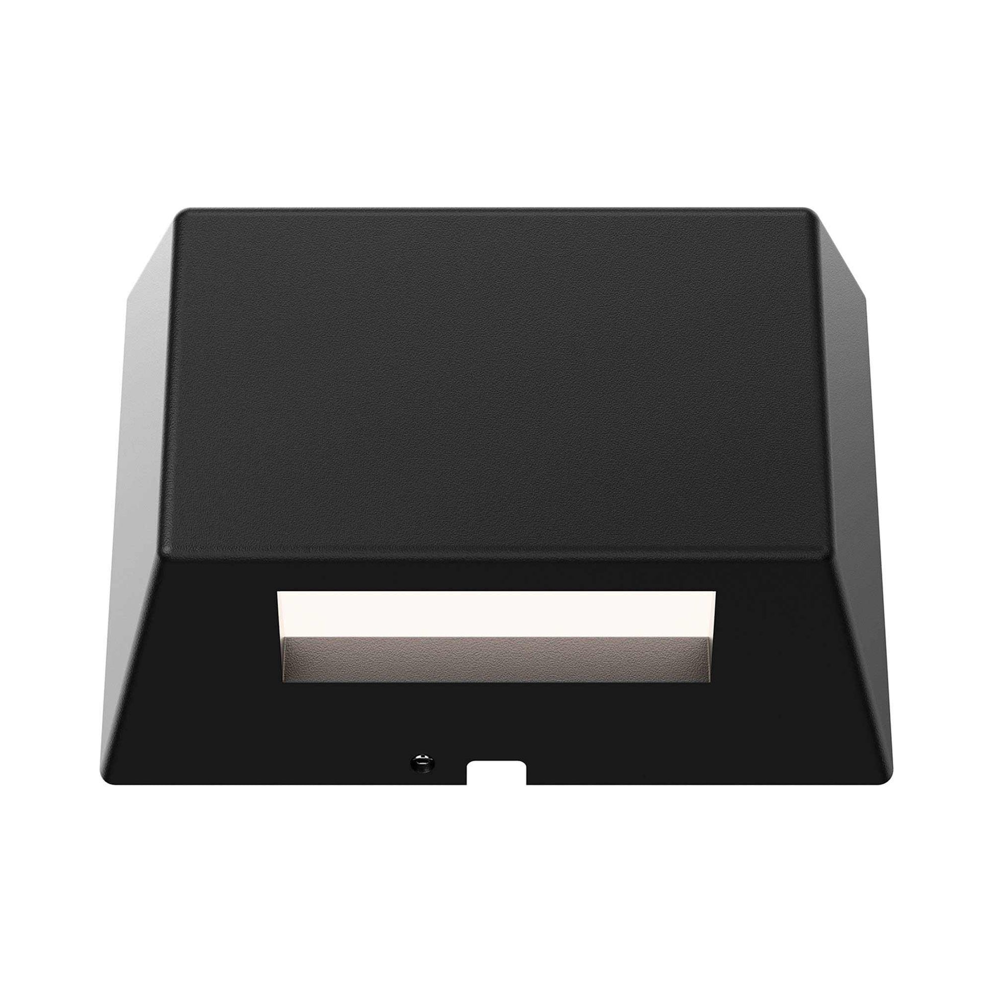 Colorscaping 3051 Outdoor LED Deck Light in Detail.
