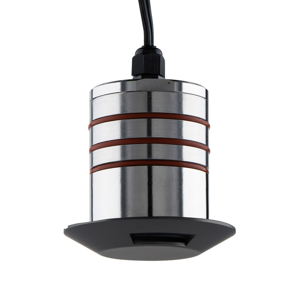 Colorscaping Bi-Directional Outdoor LED Step Light in Detail.